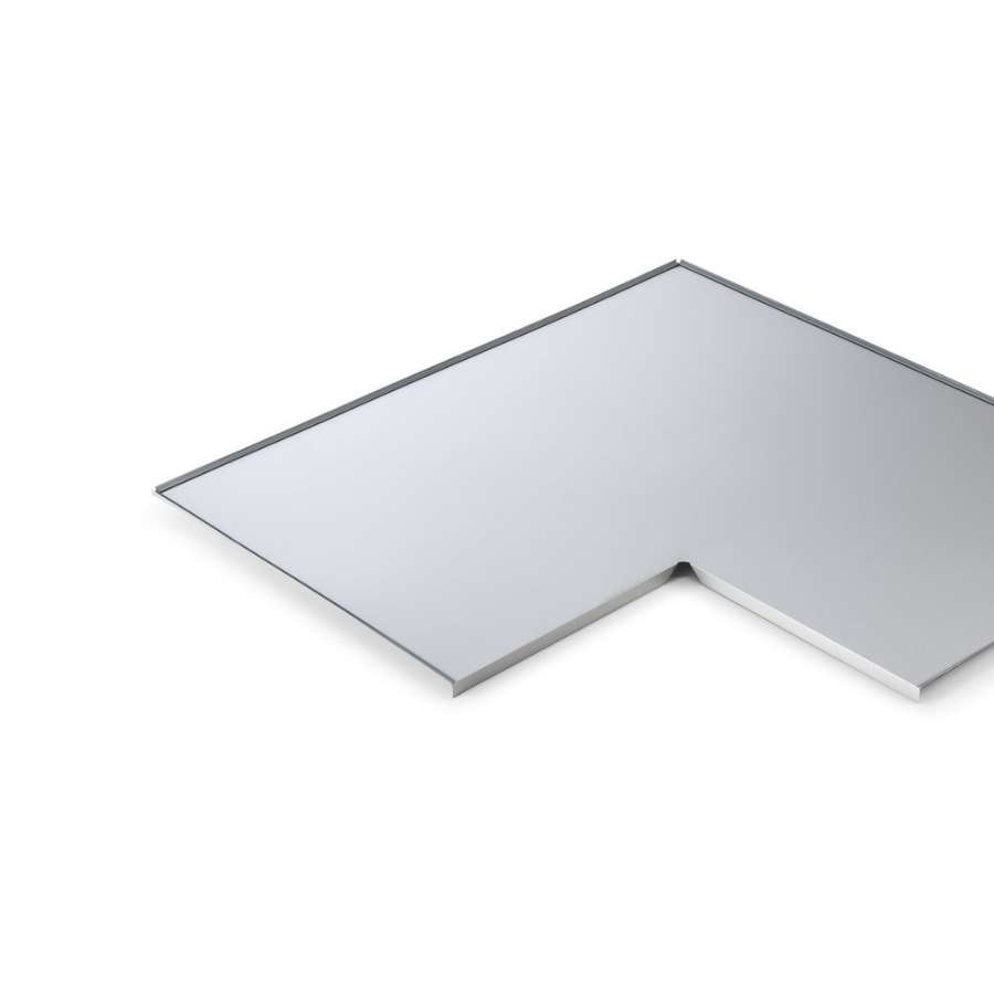 Flat plain painted aluminium corner protector. 